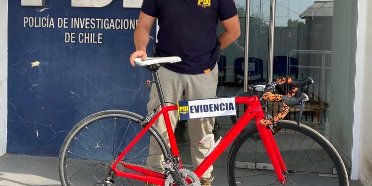 PDI recupera en Calera de Tango bicicleta de alta gama robada en Coyhaique en 2019