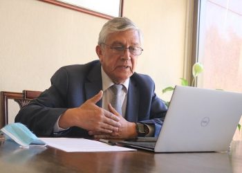 Senador Sandoval pide al Ejecutivo elaborar normativa integral que garantice los derechos de las personas con autismo en el país.