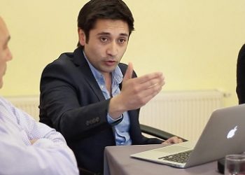 Diputado Calisto pide a Fiscalía Nacional Económica investigar posible colusión de empresas de gas licuado.