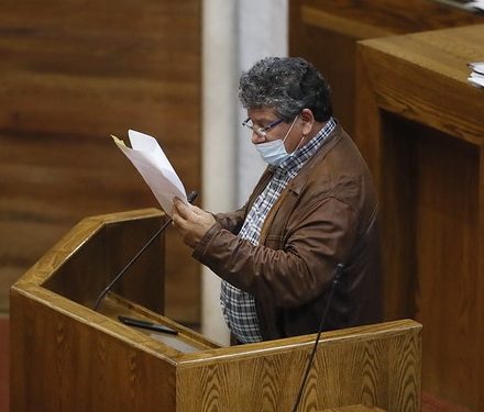 Cámara aprueba proyecto de diputado Alinco que asegura acceso a caminos públicos en predios agrícolas.