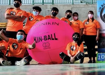 Fondo Participa INJUV: Jóvenes de la comuna de Puerto Aysén participan en talleres gratuitos de Kin Ball.