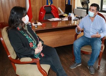 Alcalde Opazo de Lago Verde, pide a Intendenta agilizar proyectos y compromete recursos para enfrentar pandemia.