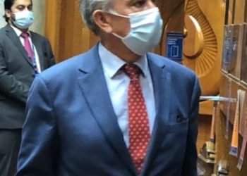 Sandoval insiste en necesidad de avanzar en más kilómetros de pavimentos en la ruta 7 sur durante la próxima administración.
