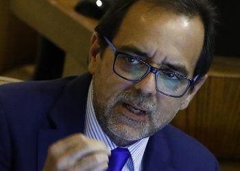 Diputados regionalistas reiteran solicitud de sesión especial por venta de CGE a la china State Grid.