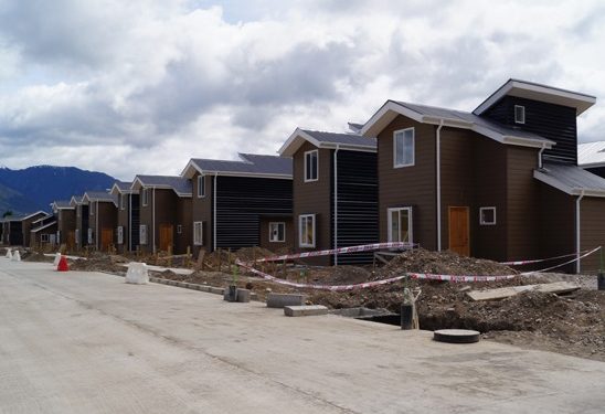 Minvu y Municipio de Aysén comprometen terreno para proyectos habitacionales que beneficiarán a 187 familias.