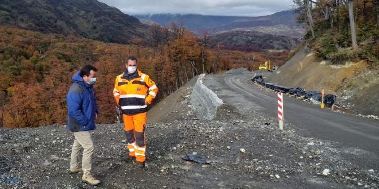Comuna de O’Higgins: Trabajos de conservación vial en el sector Cuesta El Hacha tienen 68% de avance.