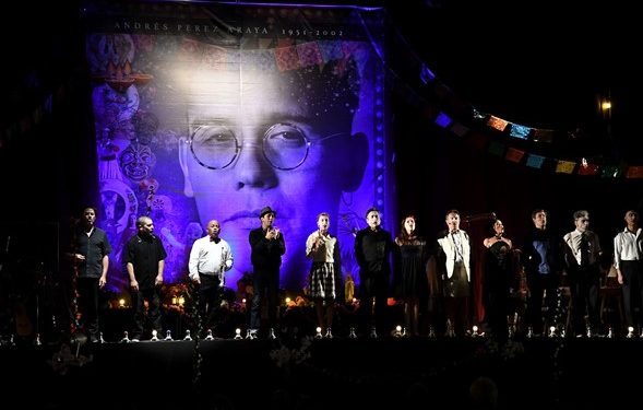 Día Nacional del Teatro: Homenaje a Andrés Pérez y el regreso de destacadas obras nacionales para conmemorar el día en Teatroamil.tv