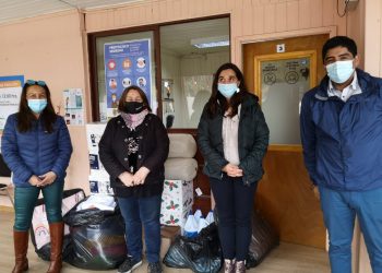 Entregan aporte a familias afectadas por incendio en Puerto Aysén