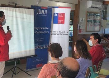 Raúl Marín Balmaceda: Comunidad recibe charla en prevención de delitos sexuales en niños y niñas