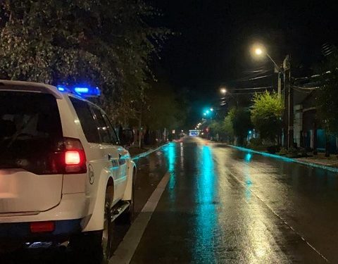 PDI detuvo a seis personas por incumplimiento de medidas sanitarias durante fin de semana.