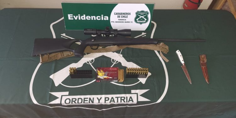 Carabineros de la Tenencia de Puerto Ingeniero Ibáñez (F) detuvo a dos personas por caza de especie protegida