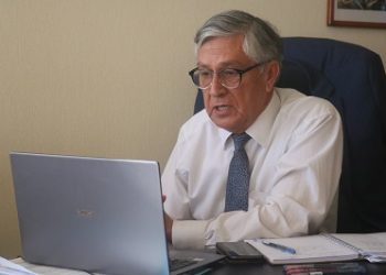 Sandoval envía oficio a Piñera y ministros de Economía y Salud solicitando que medidas sanitarias tengan efecto y sentido práctico, considerando realidad que atraviesan sector gastronómico y turismo en Aysén