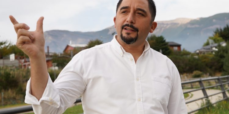 Alcalde (E) de Cochrane Jorge Calderón: Pavimentación Ruta 7 Sur y puente en el Río Baker deben ser prioridad