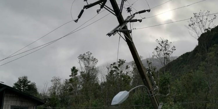 Edelaysen hace llamado a conducir con precaución tras aumento de choques a poste