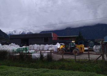 Campaña Aysén Elige Vidrio consigue despachar 20 toneladas de residuos en su tercer envío a Santiago 