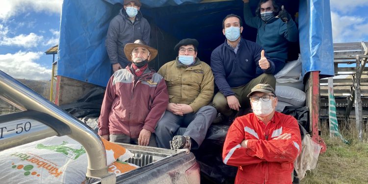 Alcalde de Coyhaique Carlos Gatica: «Seguiremos apoyando al sector rural que se ha visto fuertemente afectado por la pandemia»