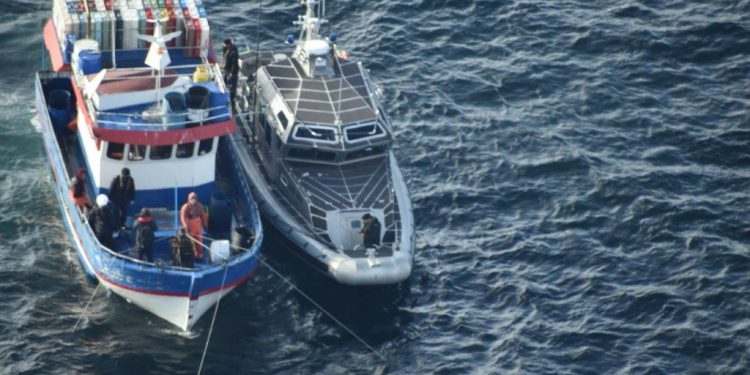 Fiscalización pesquera detectó a cinco lanchas de la Región de Los Lagos operando ilegalmente en la Región de Aysén