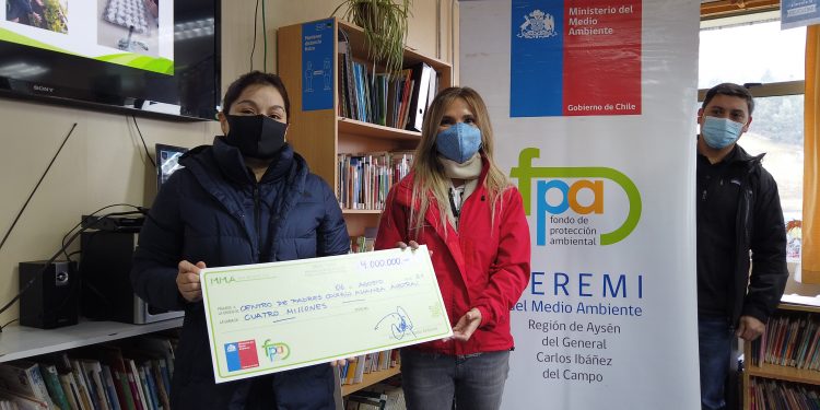 Seremi del Medio Ambiente entrega recursos para Fondo de Protección Ambiental de colegio Alianza Austral y lanza llamado para iniciativas 2022