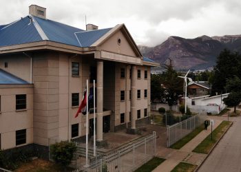 Corte de Apelaciones de Coyhaique ordena eliminar redes sociales publicaciones difamatorias contra alcalde de Guaitecas