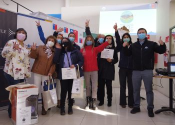 Seremi del Medio Ambiente premia ganadores del concurso de memes ambientales en calidad del aire.