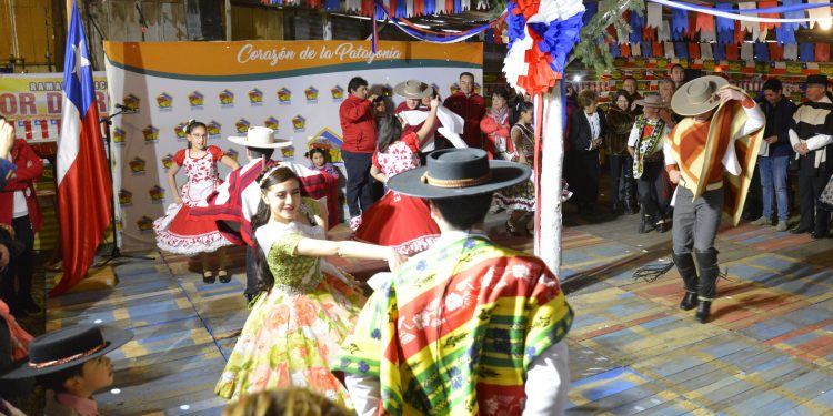 Gobierno presenta plan “18 seguro parte por casa” para las Fiestas Patrias