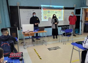Delegada Presidencial supervisa retorno de las clases presenciales en Aysén