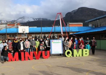 Con gran participación de los vecinos se firmó compromiso para ejecutar Programa Quiero Mi Barrio en sector Quebrada la Cruz de Coyhaique