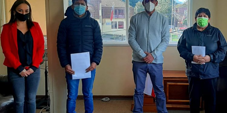 Alcalde Julio Uribe se reunió con organización oncológica para abordar desafíos y abogar por un centro de tratamientos