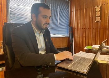 Alcalde Carlos Gatica a un mes de asumir: “Seguimos ordenando las finanzas del municipio y ha sido complejo otorgar toda la ayuda social que la gente necesita”
