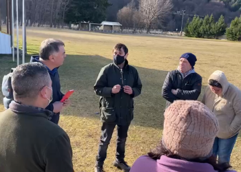 Diputado Calisto valoró confirmación de licitación de proyecto de pavimentación del camino a Lago Atravesado