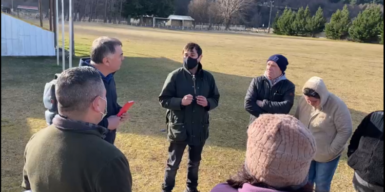 Diputado Calisto valoró confirmación de licitación de proyecto de pavimentación del camino a Lago Atravesado