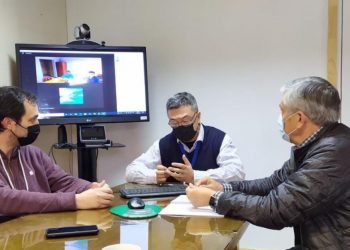 Senador Sandoval se reunió con director del Hospital Regional por unidad de hemodinamia 
