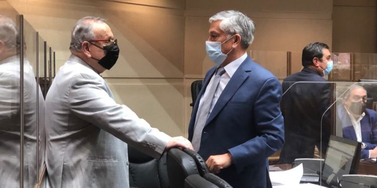 Sandoval llama a empresas dedicadas a la actividad acuícola a “tener una profunda y total vinculación con el medio en el cual se están desarrollando”