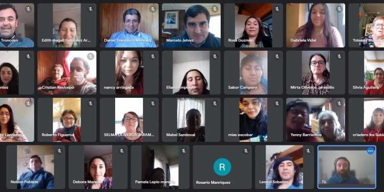 Emprendedoras/es de Cochrane buscan potenciar sus negocios con apoyo del FOSIS