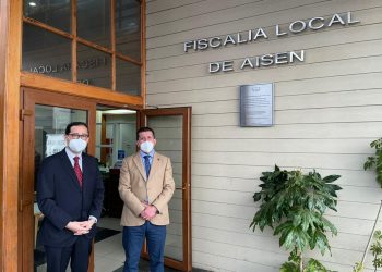 Alcalde Julio Uribe ingresó denuncia a Fiscalía para investigar posibles irregularidades en el DEM Aysén
