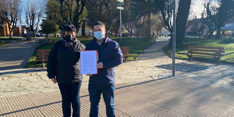Ingresan carta a Delegada Presidencial solicitando derogación del toque de queda