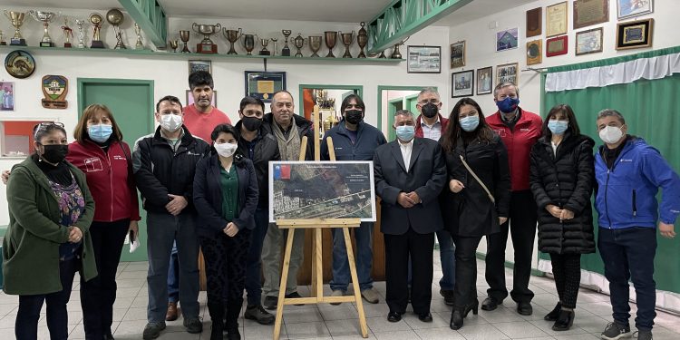 Bienes Nacionales Aysén hace entrega de terreno a Club Deportivo Social y Cultural Aysén