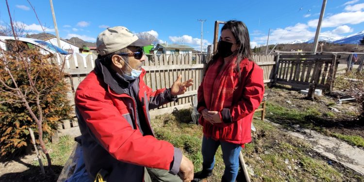 Delegada Presidencial entrega viviendas de emergencia a familias afectadas por incendio en Lago Verde