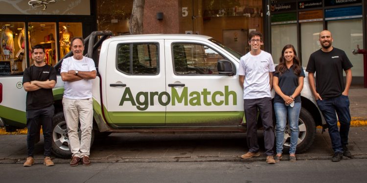 Referentes de la industria eligen a los tres finalistas  Avonni Agro del Futuro FIA