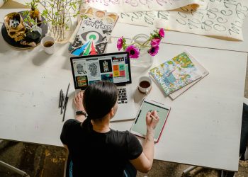 Quedan pocos días para postular a Becas de Especialización Digital de Corfo