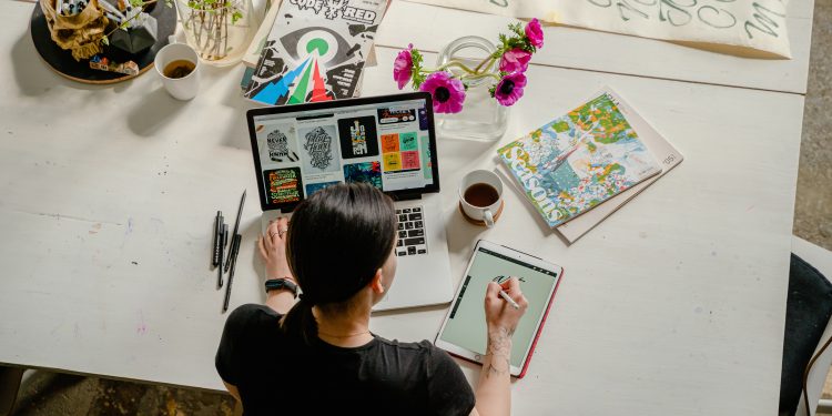 Quedan pocos días para postular a Becas de Especialización Digital de Corfo