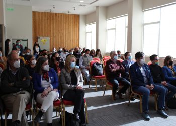 La Descentralización fue el primer tema del ciclo de conversatorios que realizan los gremios en torno al proceso constituyente