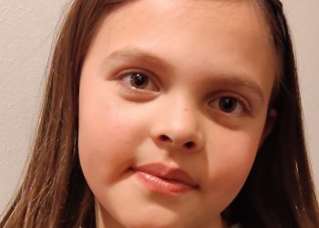 Alumna de Coyhaique clasifica a la final del principal concurso de lectura en voz alta de Chile