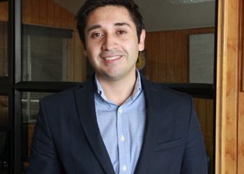 Diputado Calisto y socios del Comité Rukantú de Chile Chico piden a Serviu documento que comprometa compra de terreno ante inminente cambio de gobierno