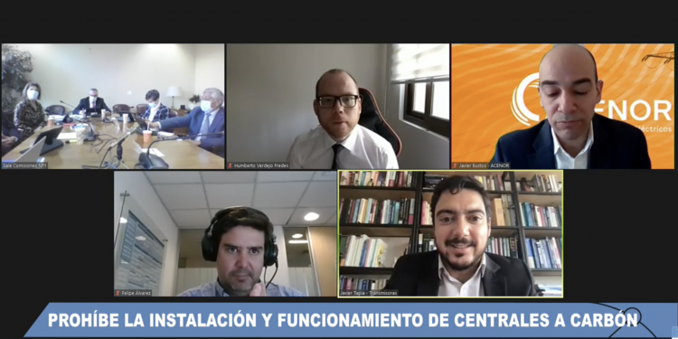 Generadoras y transmisoras, unidas en la crítica a la descarbonización total al 2025