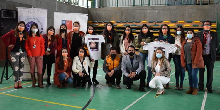 Red intersectorial desarrolló en Puerto Aysén actividad conmemorativa por la erradicación la Violencia contra la Mujer
