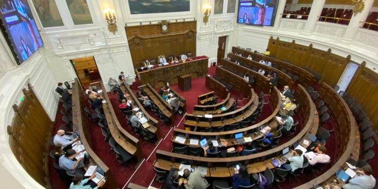 Derechos de trabajadores fue tema presente en audiencias de la Convención