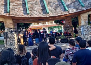 Orquesta Escolar Comunal de Aysén se lució en Concierto Navideño 2021