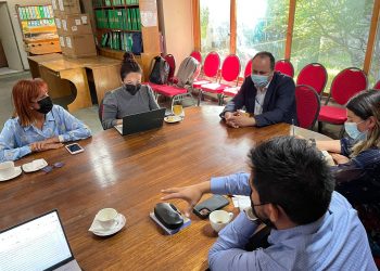 Jefa de la División de Atención Primaria del MINSAL visitó CESFAM de Coyhaique y Puerto Aysén.