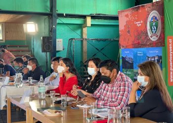 Convencionales constituyentes abordan inquietudes comunitarias desde Villa Mañihuales para la elaboración de la nueva Carta Magna 